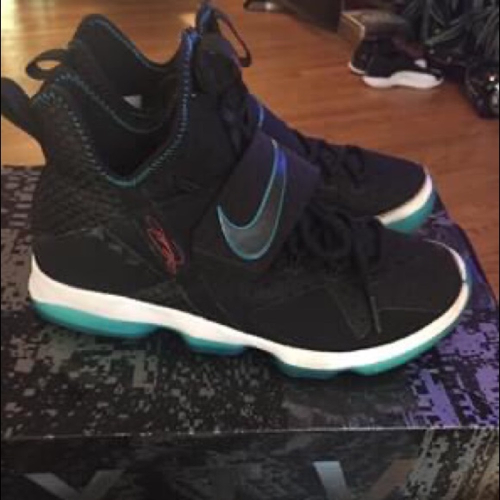 Lebron James size 8.5